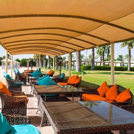 Sealine Beach, A Murwab Resort Mesaieed Exteriér fotografie The beach at the resort